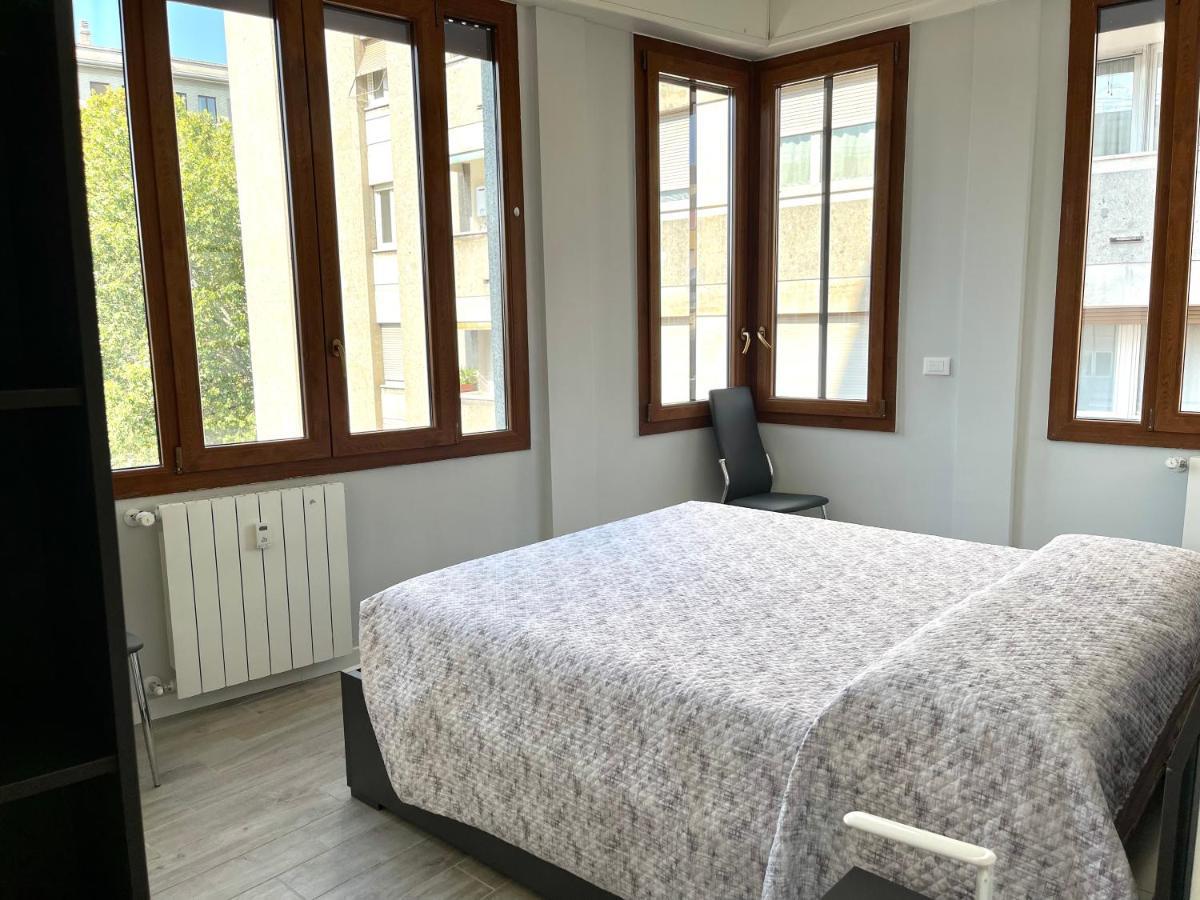 Enzo Apartman Milánó Kültér fotó
